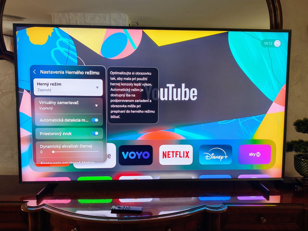 Samsung QN900F - 8K TV 