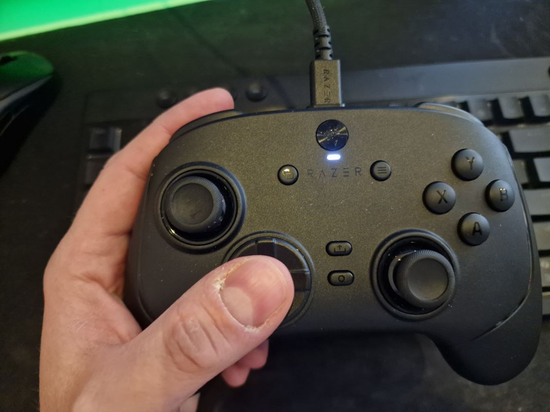 Razer Wolverine V3 Tournament Edition 8K PC - wired 