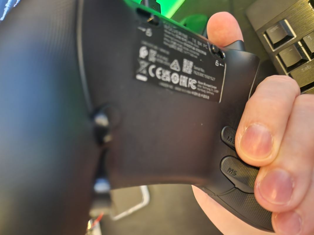 Razer Wolverine V3 Tournament Edition 8K PC - wired 