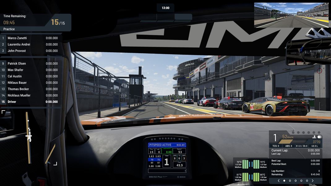 Project Motor Racing Hra ponkne kompletn pretekrske vkendy.