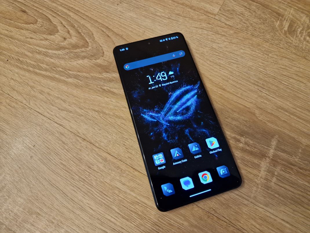 ROG Phone 9 Pro - hern mobil Mobil prichdza so svojou dizajnovou ROG tmou