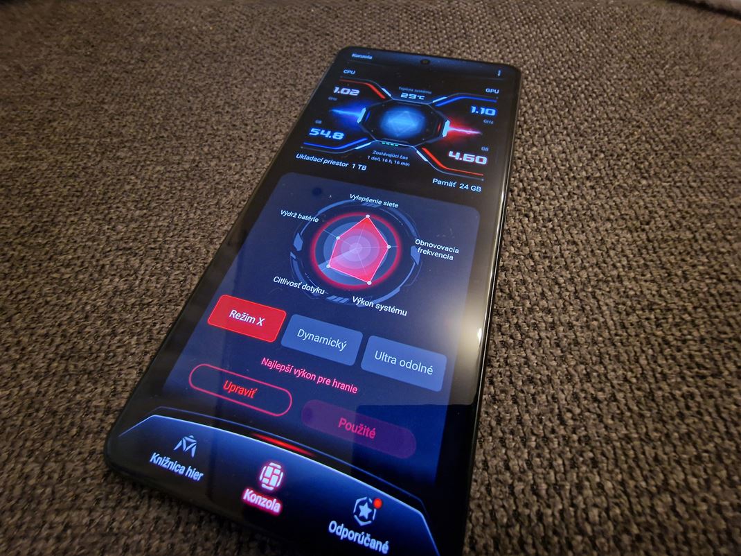 ROG Phone 9 Pro - hern mobil Armoury aplikcia nechba a umon vm vybra si vkonostn reim.