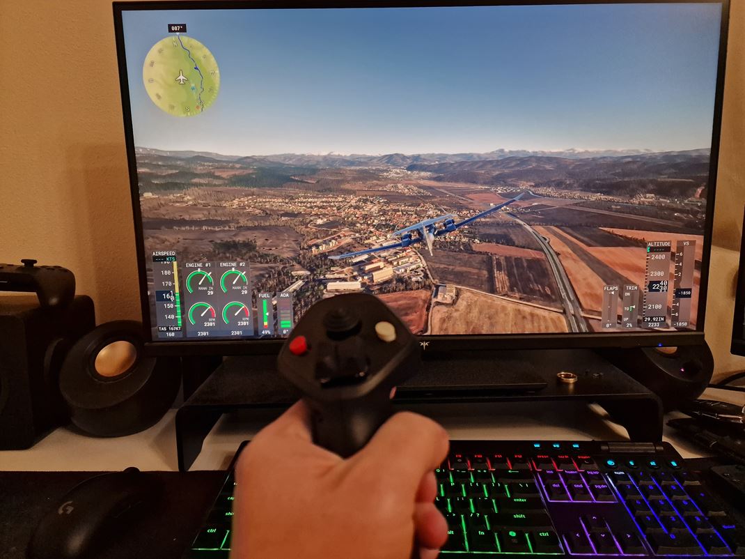 Honeycomb Foxtrot, Bravo Quadrant a Sierra TPM module Ovl�danie lietadiel joystickom m� �t�l.