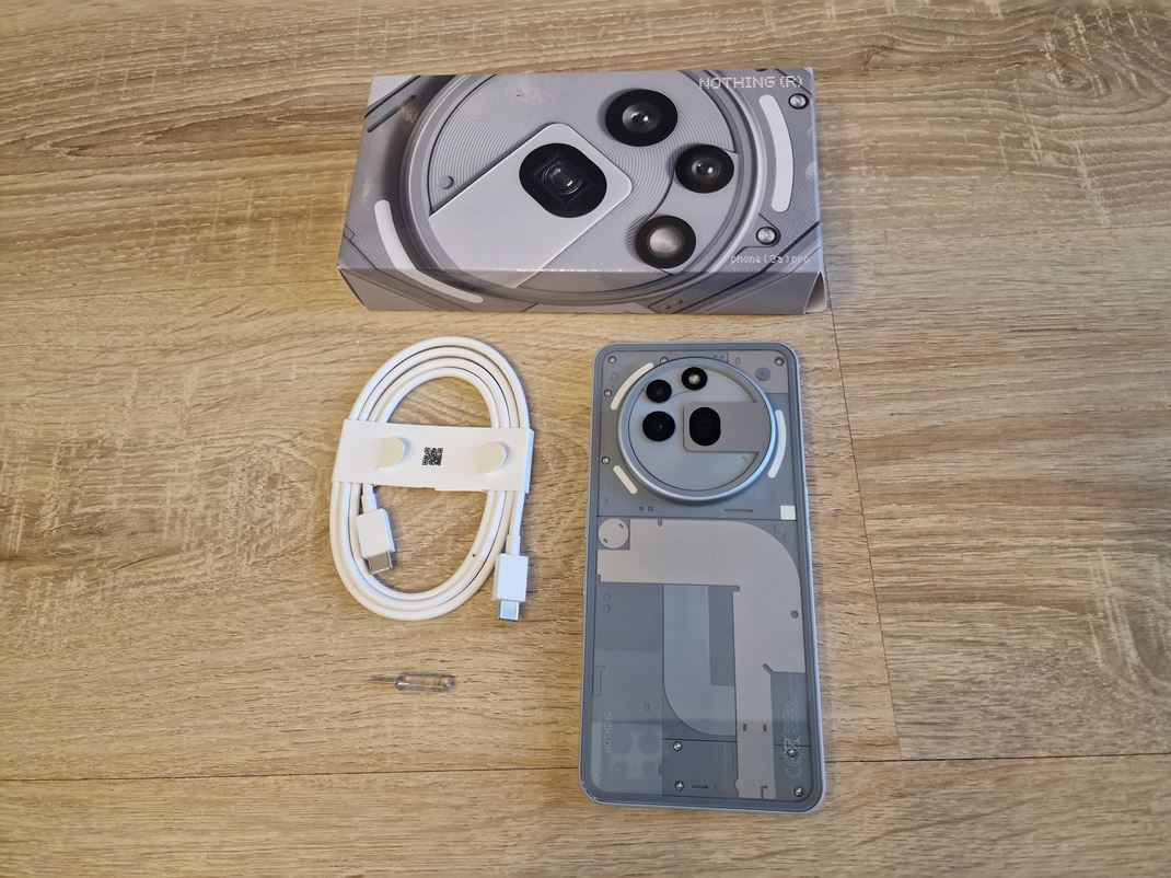 Nothing Phone (3a) Pro