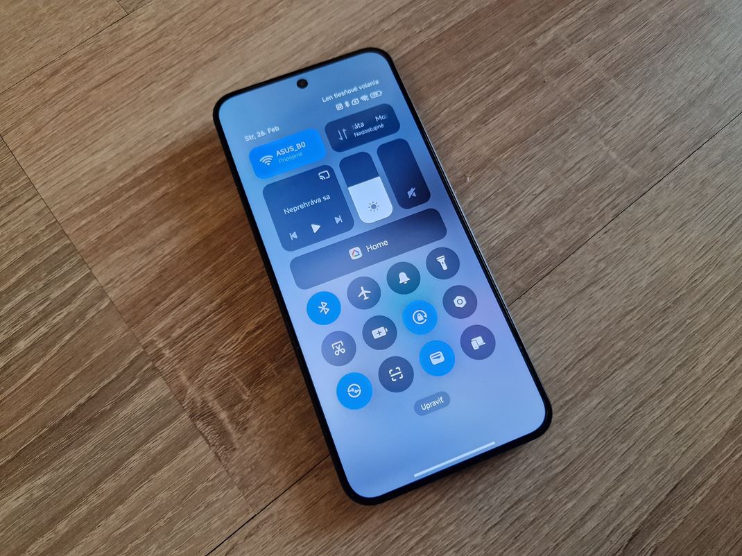 Xiaomi 15 Hyper OS systm m v spoluprci s Androidom 15 pekn funkcie.