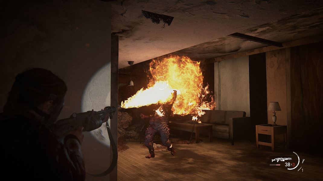 The Last of Us Part II Remastered (PC verzia) Medzi zbraami je aj inn plameomet.