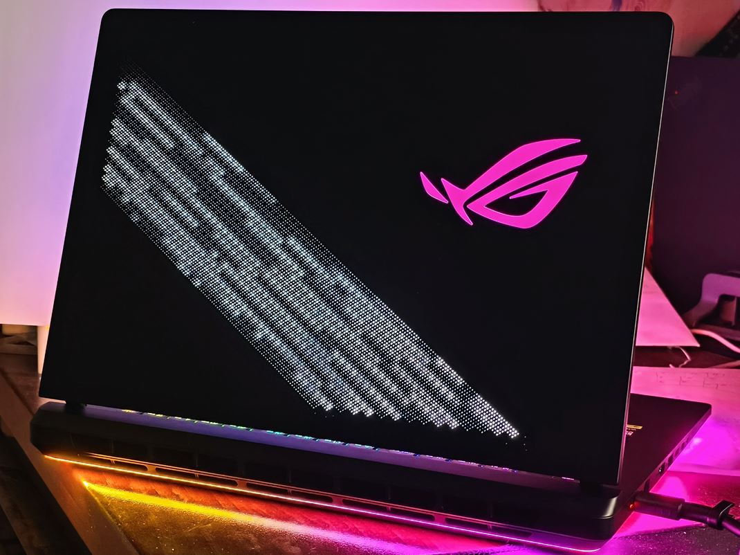 ROG STRIX SCAR 16 (G635) 