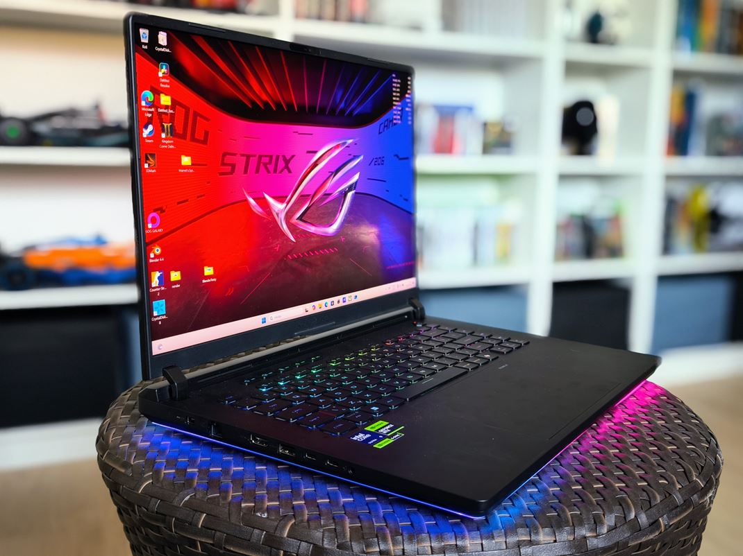 ROG STRIX SCAR 16 (G635)