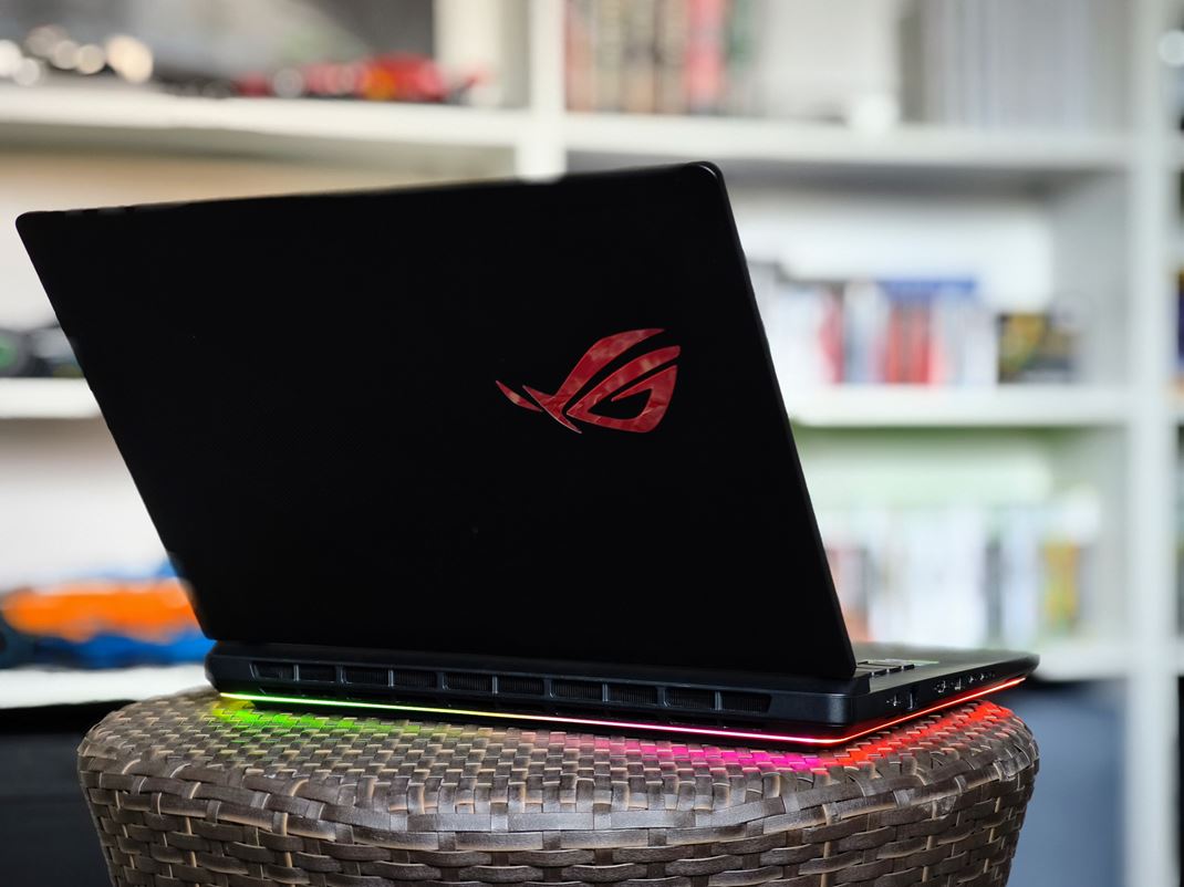 ROG STRIX SCAR 16 (G635) 