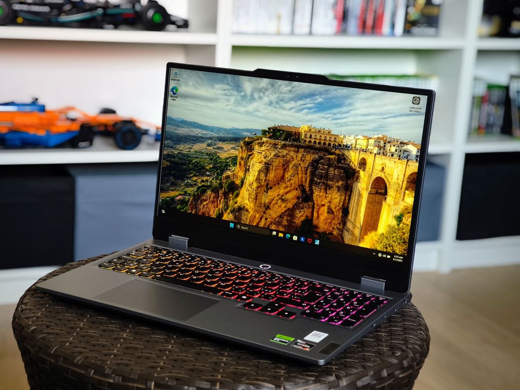 Lenovo LOQ 15ARP9