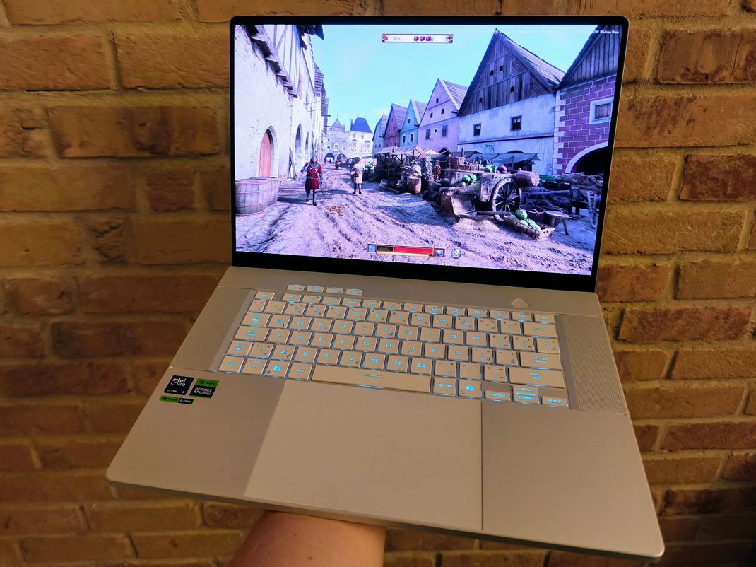 ROG Zephyrus G16 (GU605) 
