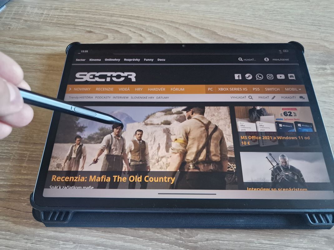 TCL NXT Paper 11 Plus Povrch je matn ale prjemn na dotyk. Zrove sa svetlo menej odra.