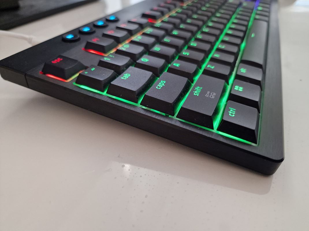 Razer BlackWidow V4 Low-profile Hyperspeed