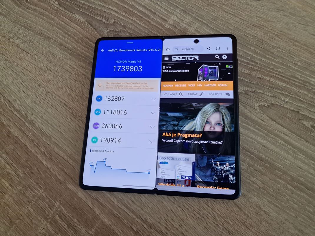 Honor Magic V5 Viete si da dve aplikcie aj na cel obrazovku.