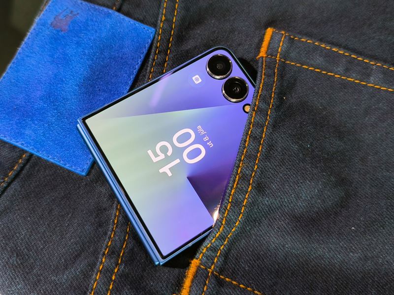 Samsung Galaxy Z Flip7