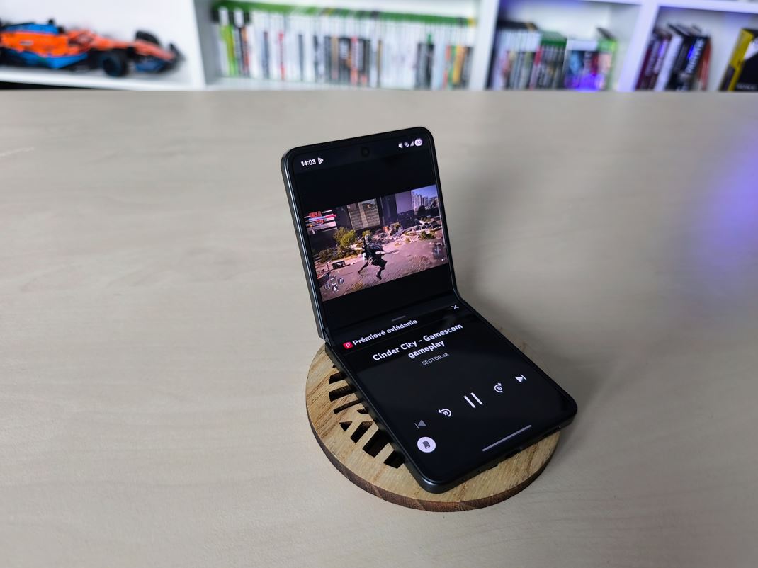 Samsung Galaxy Z Flip7 