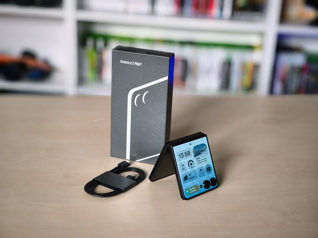 Samsung Galaxy Z Flip7