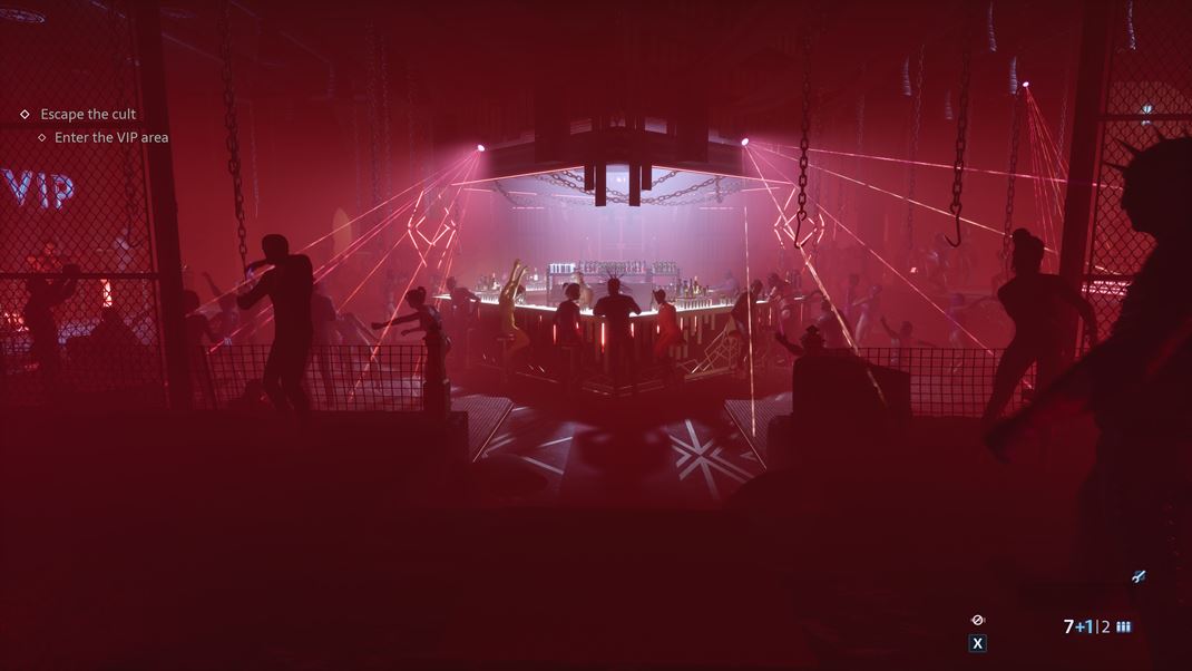Clive Barker�s Hellraiser: Revival DJ s obrovským dildom. V ruke.
