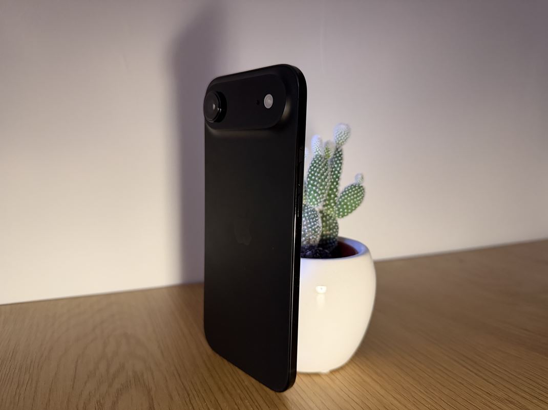 iPhone Air Je ve�mi tenk�