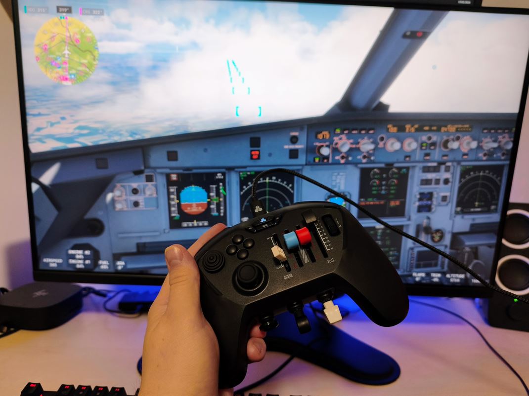 Honeycomb Echo Aviation Controller 