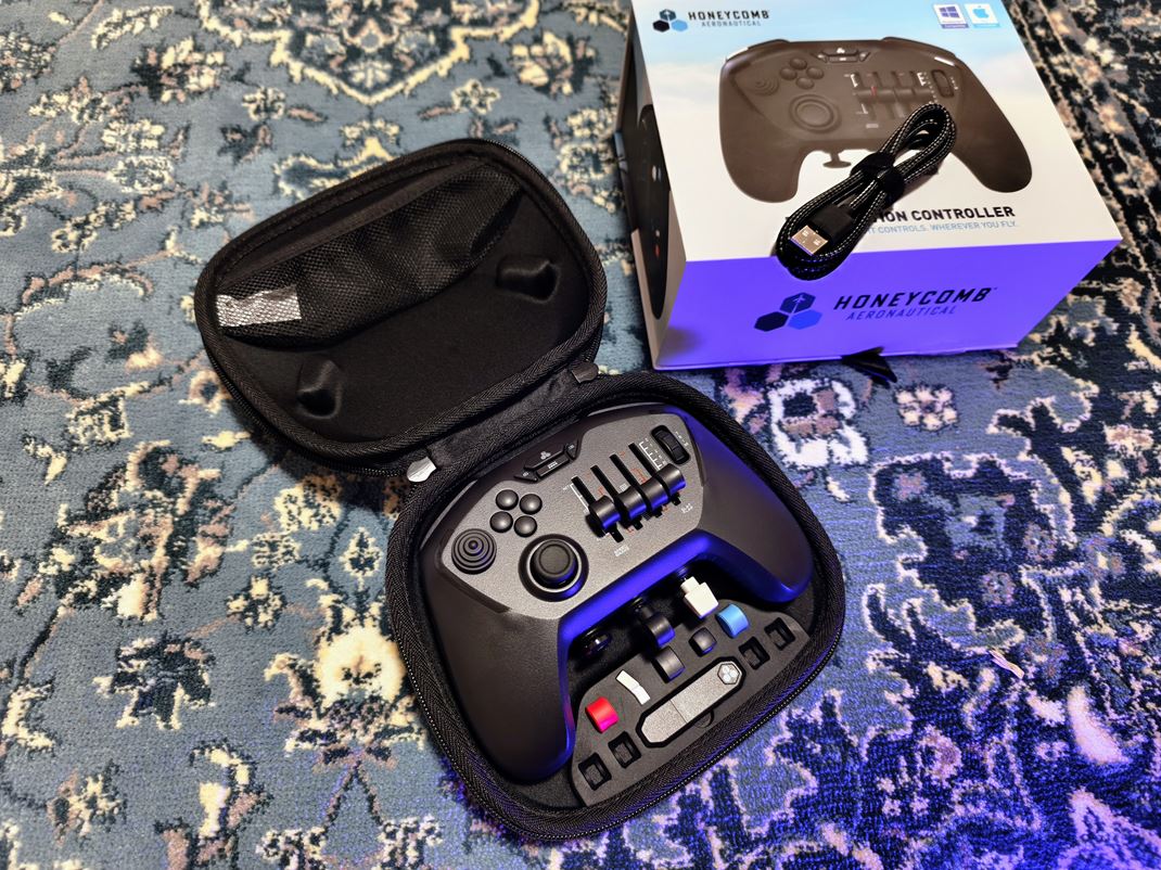 Honeycomb Echo Aviation Controller 