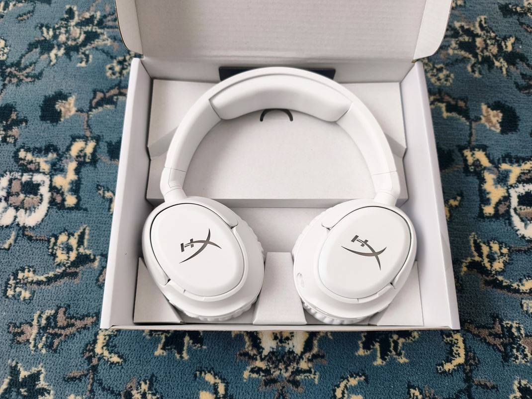 HyperX Cloud Flight 2 Wireless 