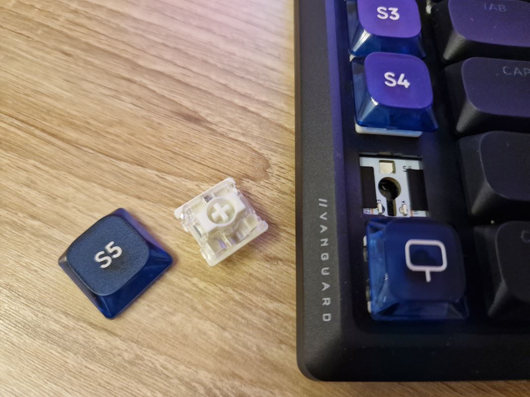 Corsair Vanguard Air 99 Wireless kl�vesnica 