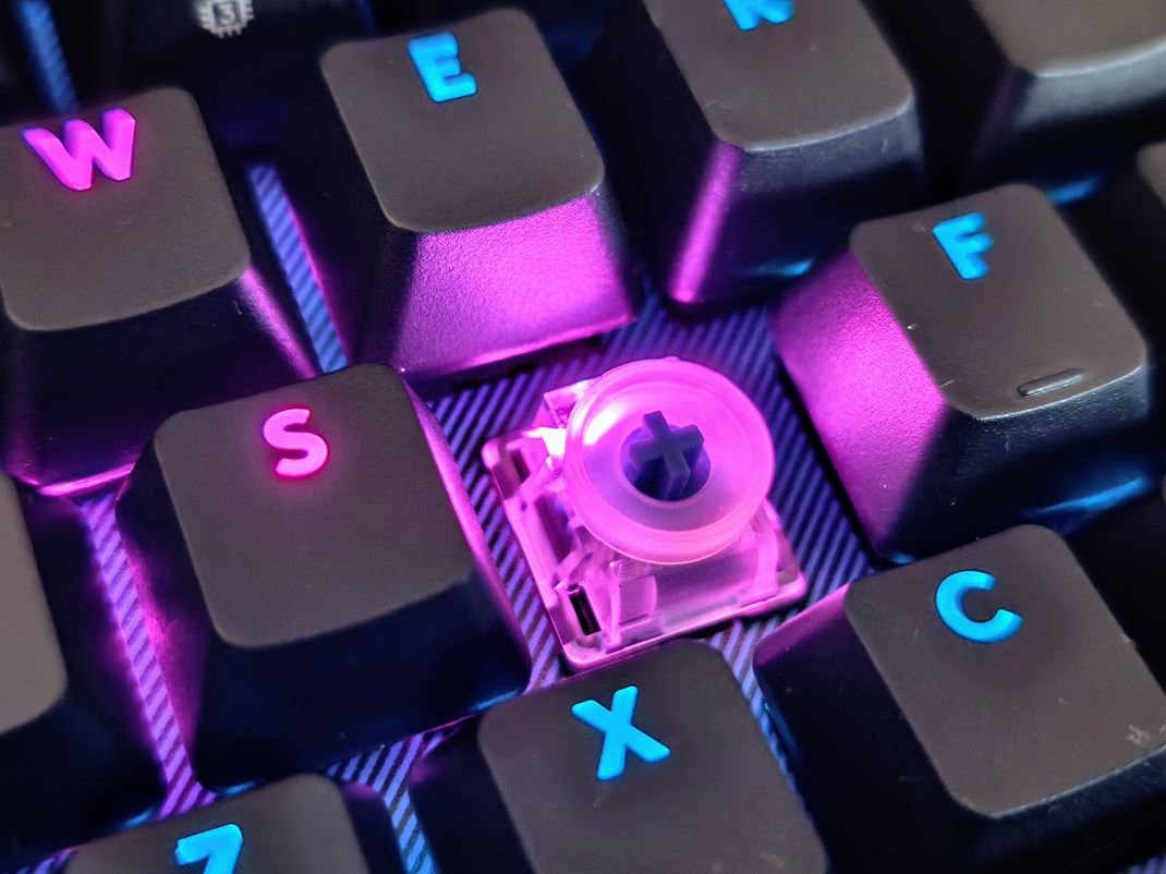 Logitech G512 X 75 hern� kl�vesnica