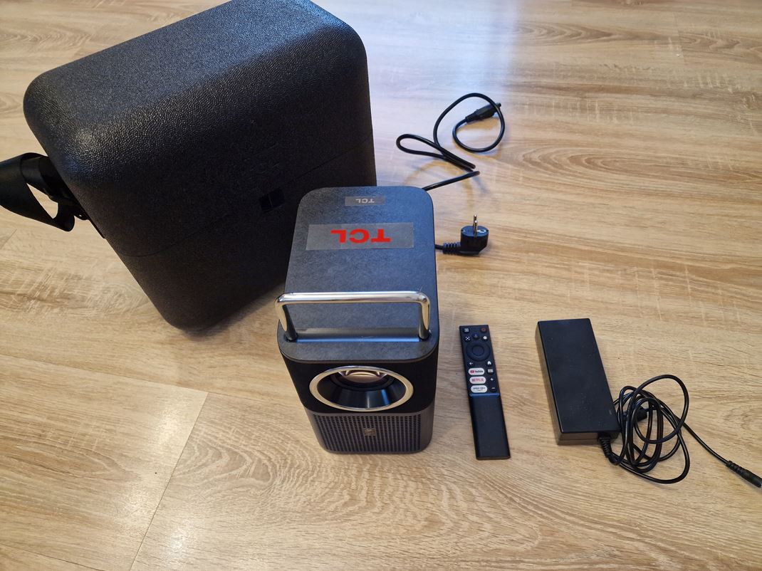 TCL A1s