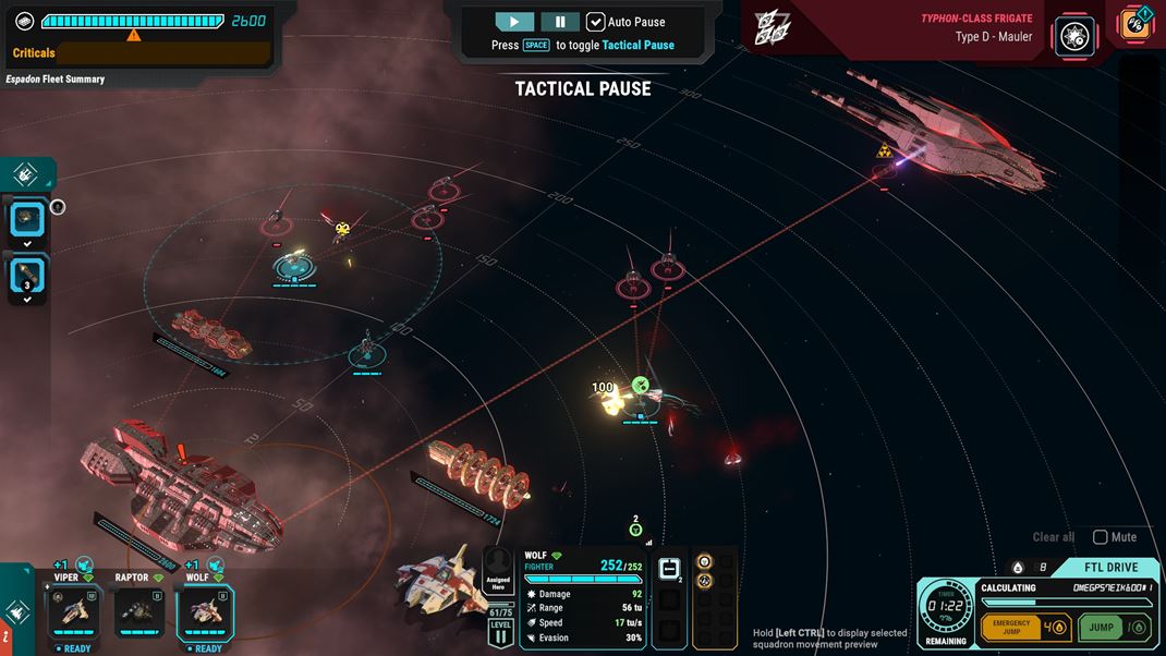 Battlestar Galactica: Scattered Hopes S�boje prebiehaj� v RTS m�de, s akt�vnou pauzou.