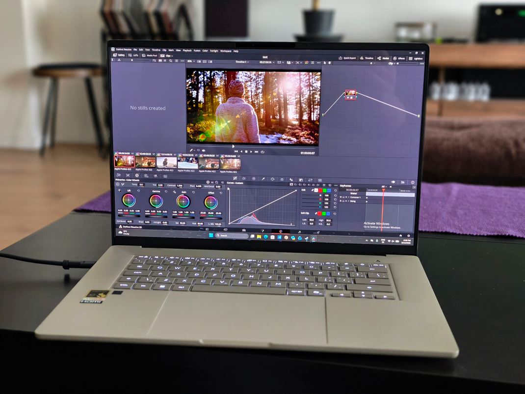 ASUS Zenbook A16