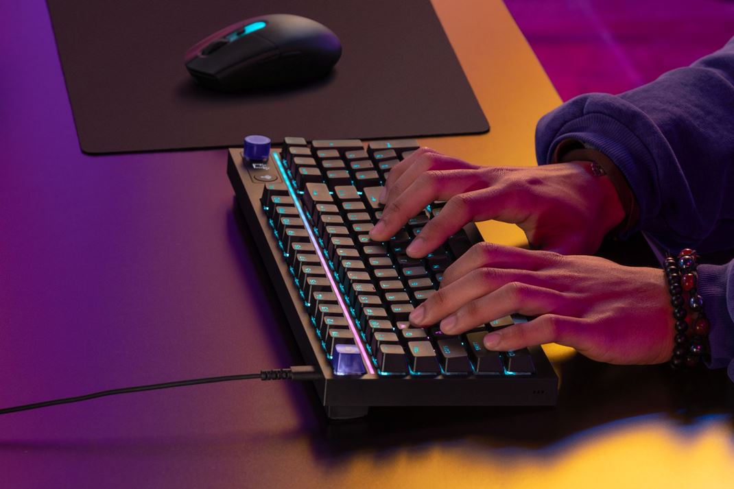 Logitech G305 X SUPERLIGHT & G316 X 98 