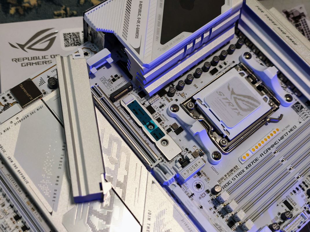 ROG STRIX X870E-A GAMING WIFI7 NEO