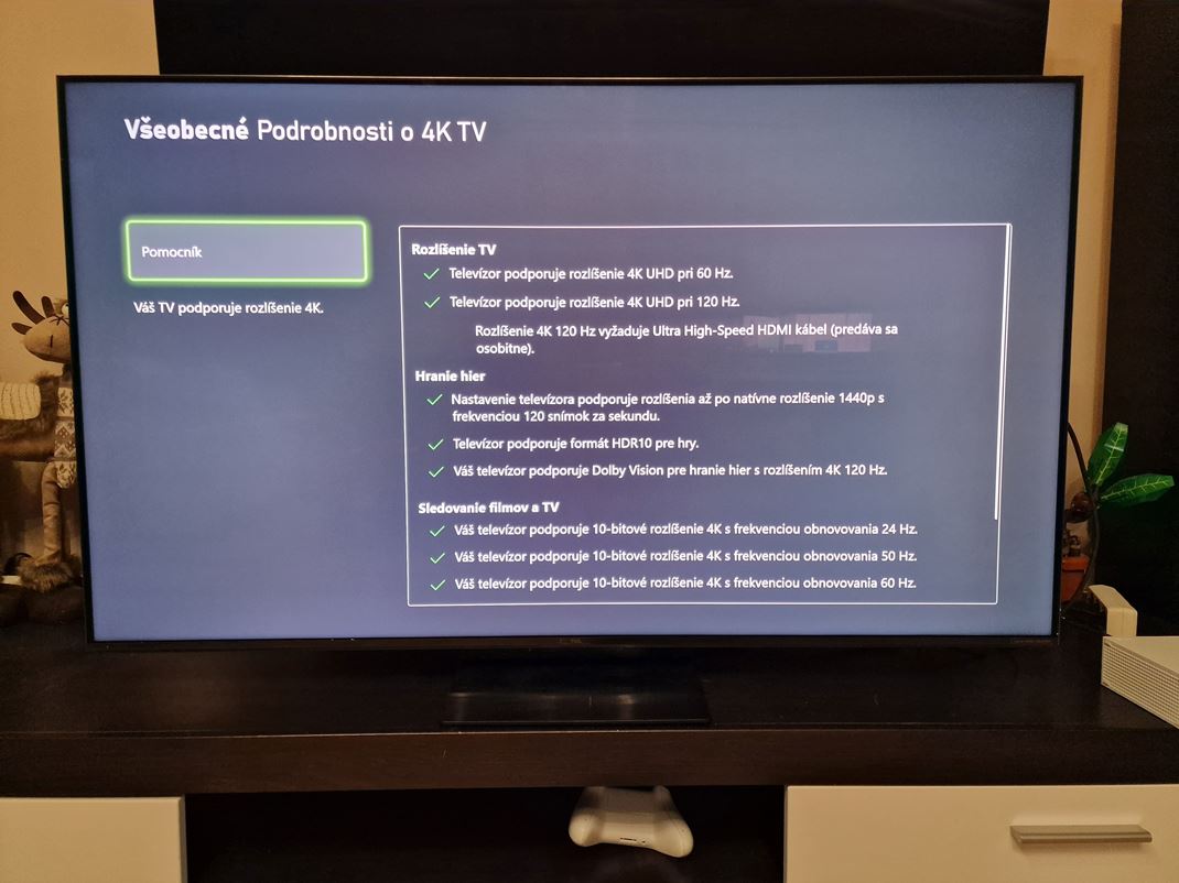 TCL C7L - SQD-Mini LED TV Kompletn� ponuka funkcii pre Xbox nech�ba vr�tane Dolby Vision.