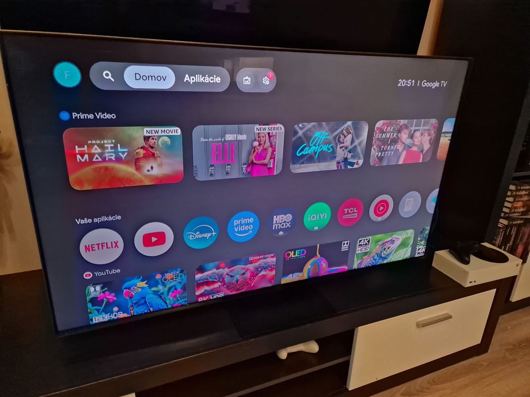TCL C7L - SQD-Mini LED TV Google TV nech�ba a pon�kne v�etko �o by ste potrebovali.