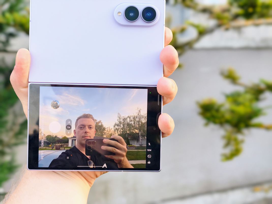 Samsung Galaxy Z FOLD8 
