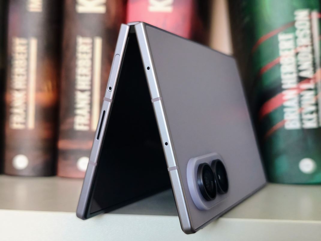 Samsung Galaxy Z FOLD8 