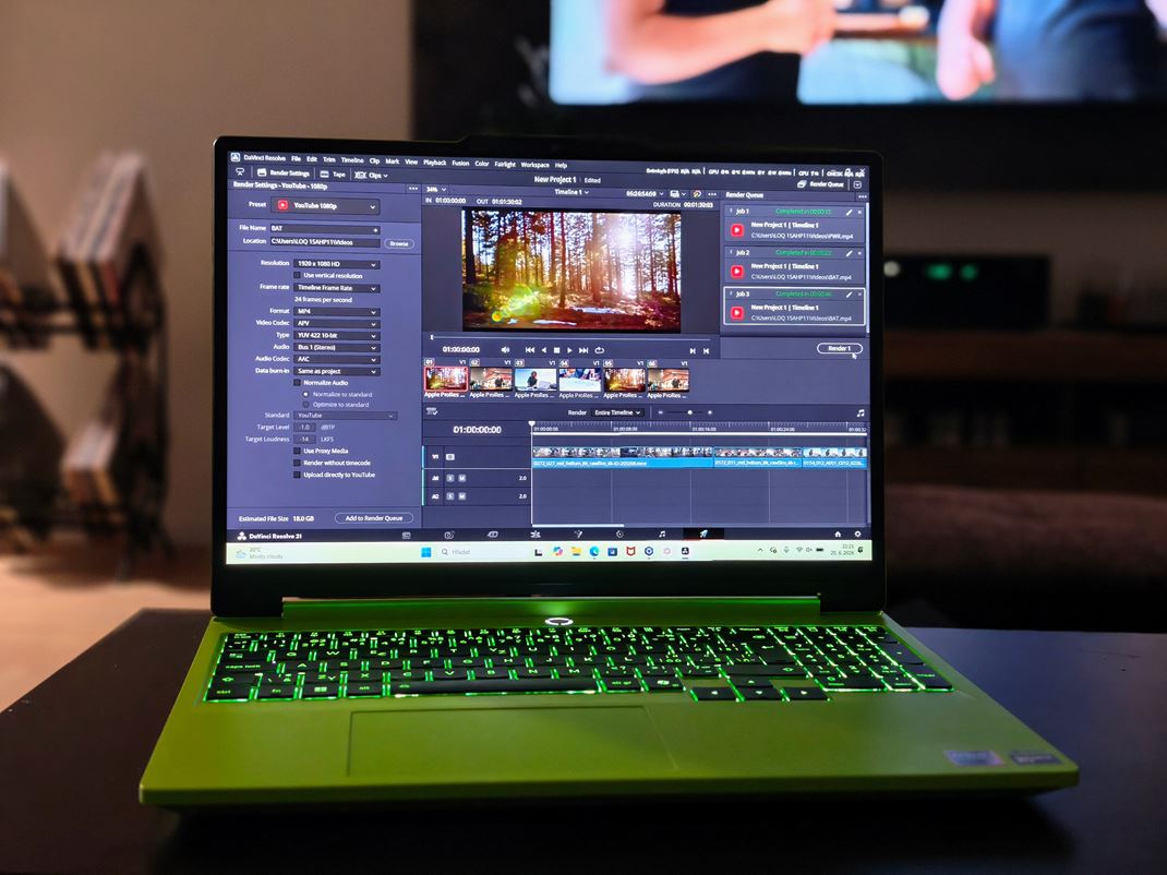 Lenovo LOQ 15AHP11 Surge Green  