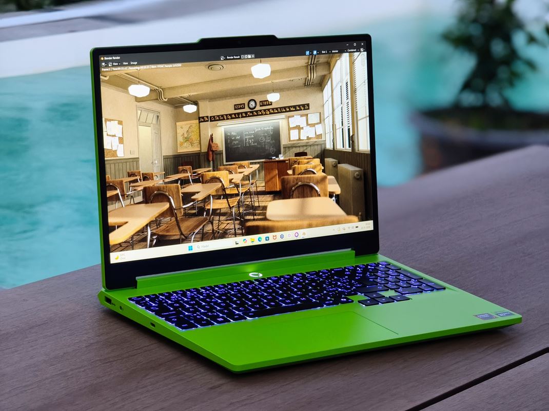 Lenovo LOQ 15AHP11 Surge Green  