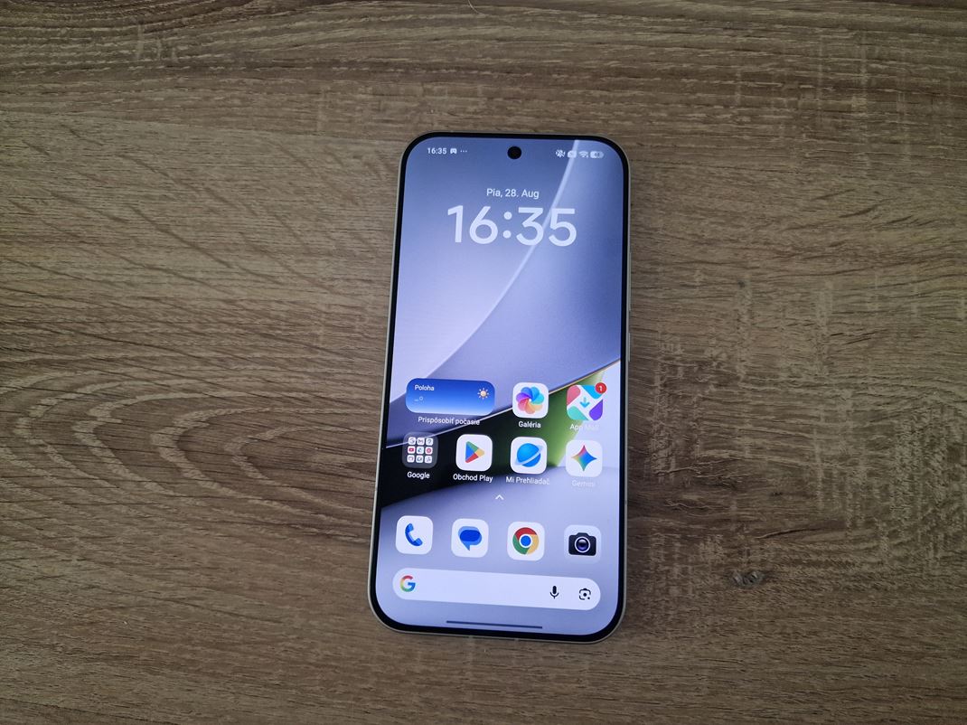 Poco F9 Pro Displej je v�razn�m plusom mobilu.